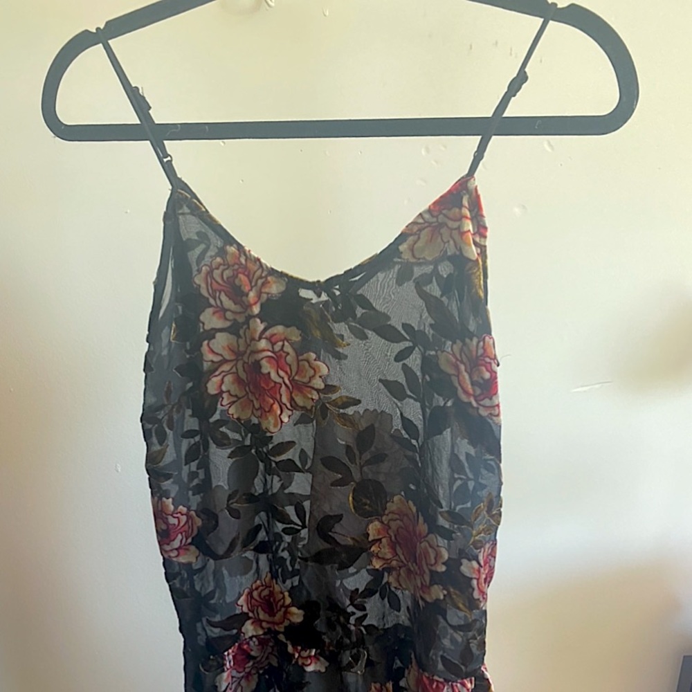 American eagle mesh slip with velvet embroidered flowers